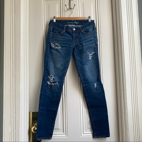 American Eagle Distressed Super Stretch Jeggings - Picture 9 of 11